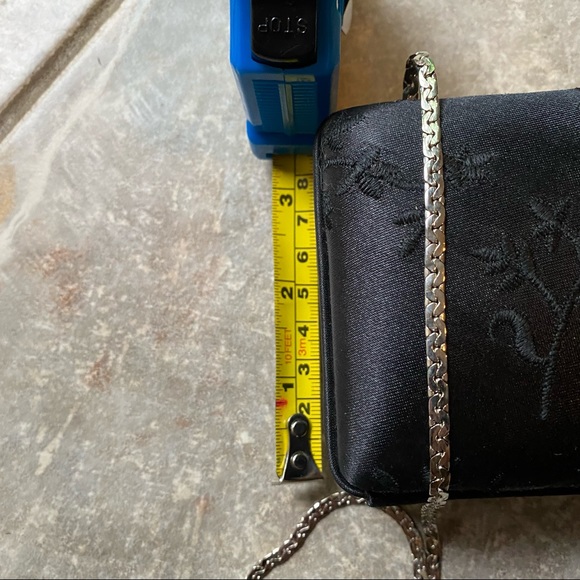 Vintage 80s Enzo Angiolini Floral Embroidered Black Satin Clutch Bag - Picture 7 of 11